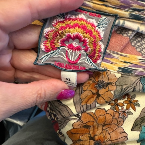 Johnny Was Betsy Printed Crewneck Multicolor Floral and Geometric Blouse - Picture 3 of 3